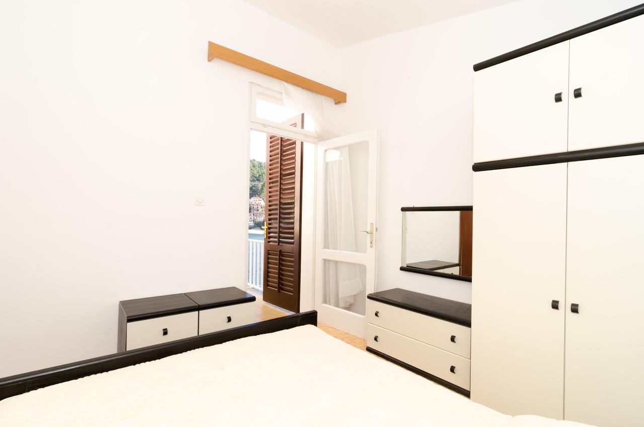 Apartments Kuzma Smokvica エクステリア 写真